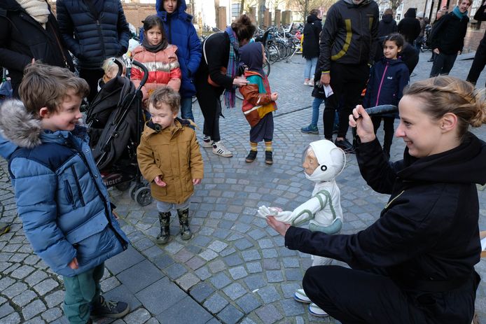 Beeldend theaterfestival PodVis palmt binnenstad in: “Lage drempel ...
