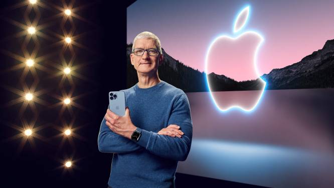 Apple-topman Tim Cook verdiende afgelopen jaar 100 miljoen dollar