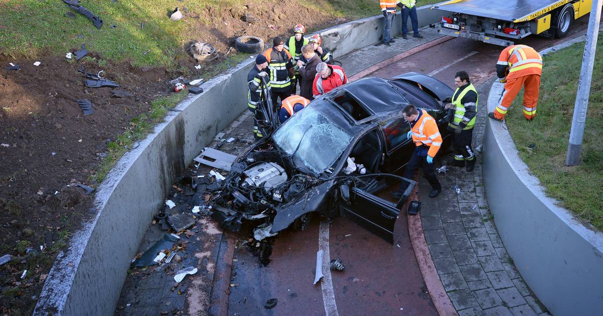Un mort et deux blessés graves après un accident de la route Belgique