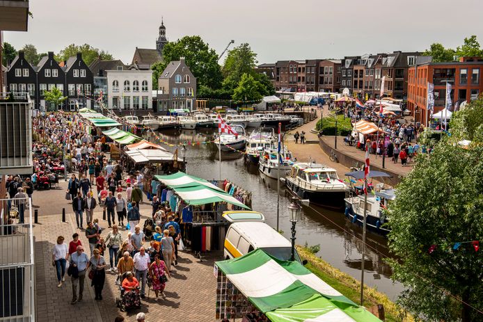 Sfeerbeelden gemaakt op de zondagse markt tijdens de 2019 Leurse Havenfeesten in Etten-Leur