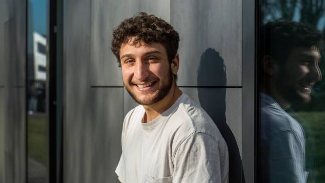 Italiaan leert bij Baronie de wetten van het Nederlandse amateurvoetbal: ‘De derde helft kennen we niet in Italië’