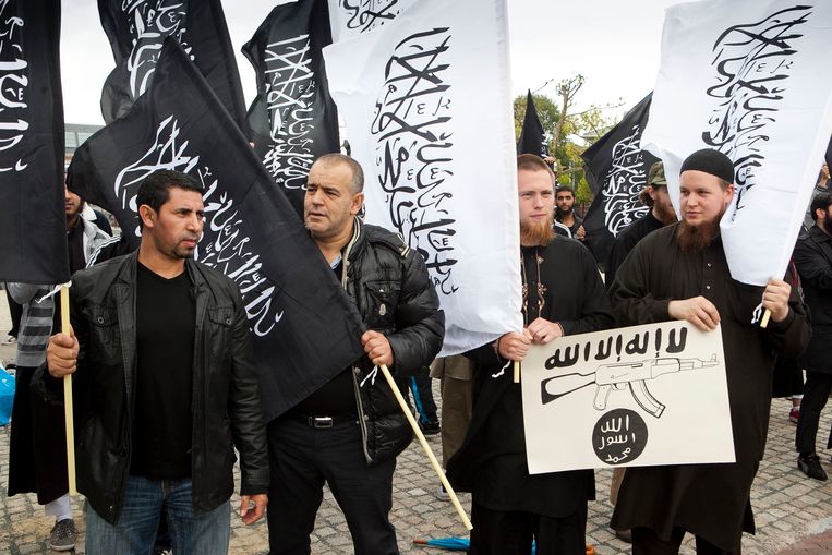 Moslims protesteren tegen de anti-islamitische film 'Inno cence of Muslims', in Amsterdam, 16 september 2012. Beeld Hollandse Hoogte