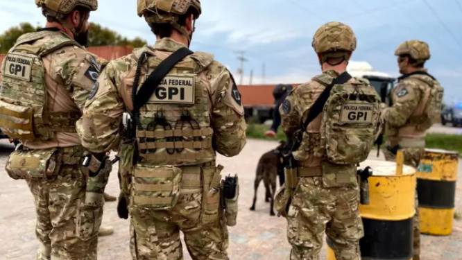 “Eén van grootste cokeleveranciers aan Europa opgerold”: Braziliaanse politie neemt 17 ton cocaïne in beslag bij arrestatie drugsbende