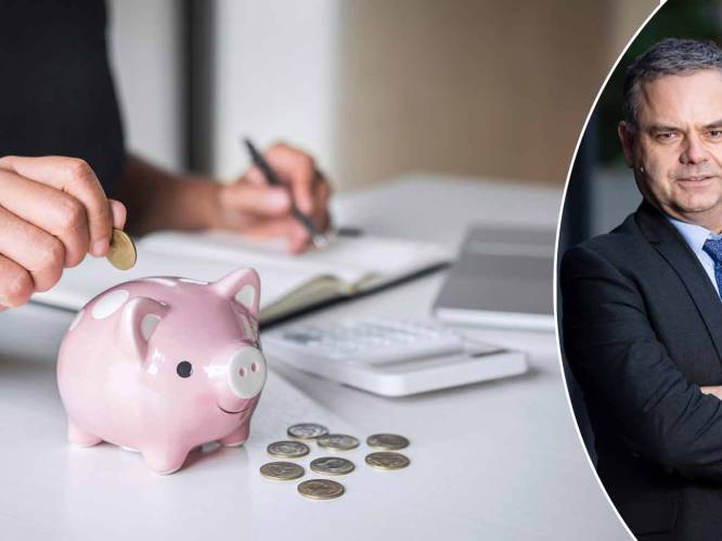 Geldexpert geeft tips om extra te sparen voor je pensioen: “Met maandelijkse stortingen profiteer je ook van forse dalingen op de beurs”