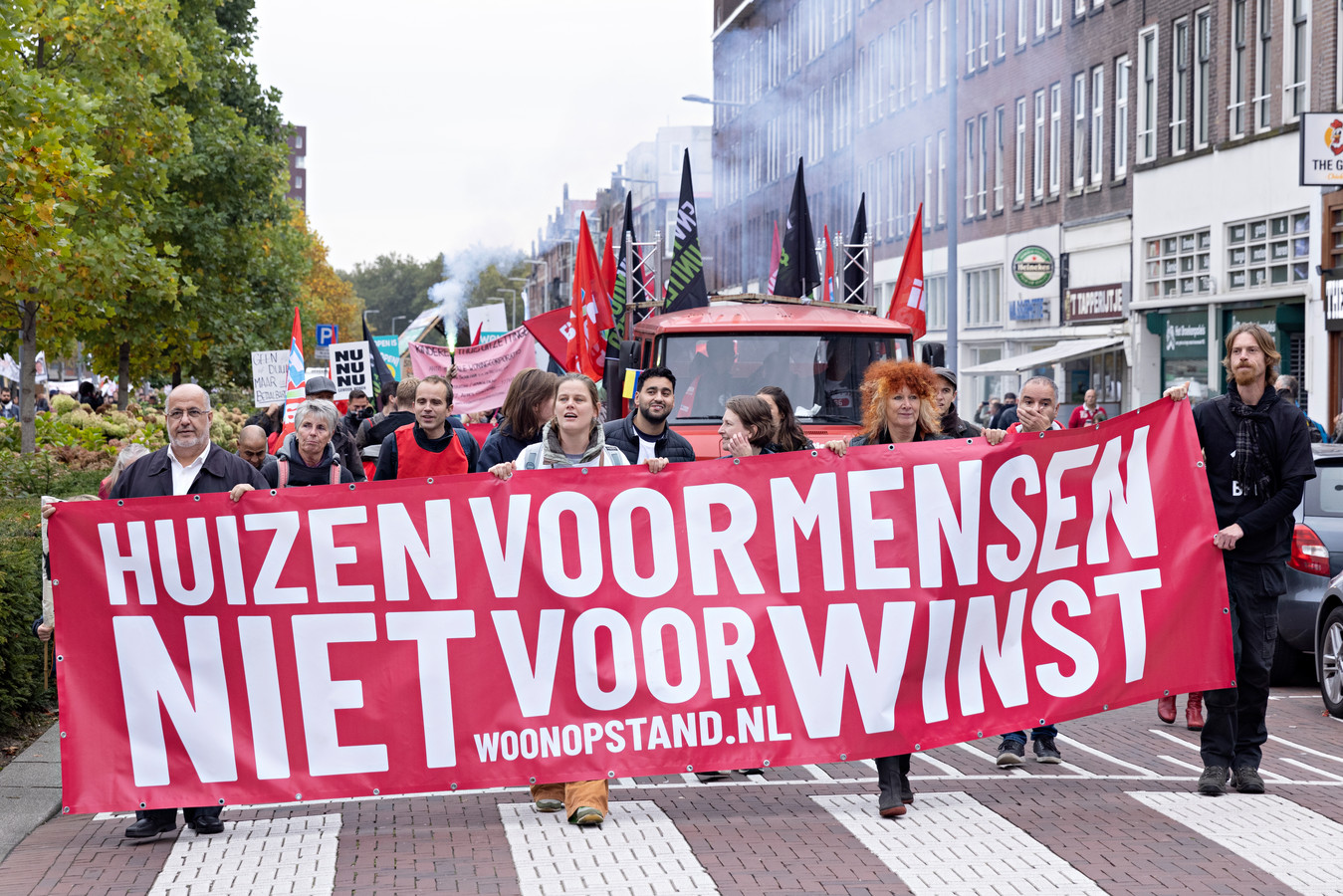 De Woonopstand in Rotterdam afgelopen weekend, over twee weken is er een protest in Tilburg.