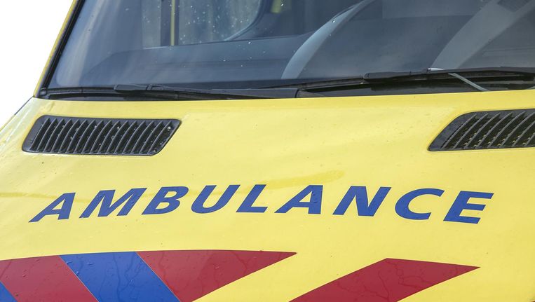 Bestuurder gewond door botsing met pijlwagen, A9 weer open.