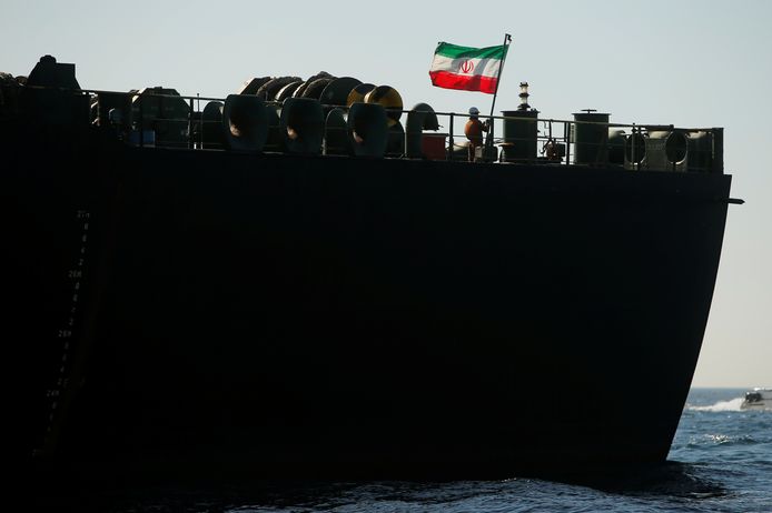 Het schip kreeg een nieuwe naam en vaart nu ook onder Iraanse vlag.