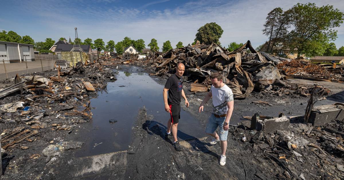 Van Rhodos Wellness In Oldebroek Is Niets Meer Over Na Grote Brand Alles Is In Een Klap Weg Veluwe Destentor Nl