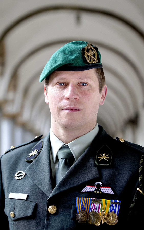 Marco Kroon en Gijs Tuinman bij première American Sniper Foto AD.nl