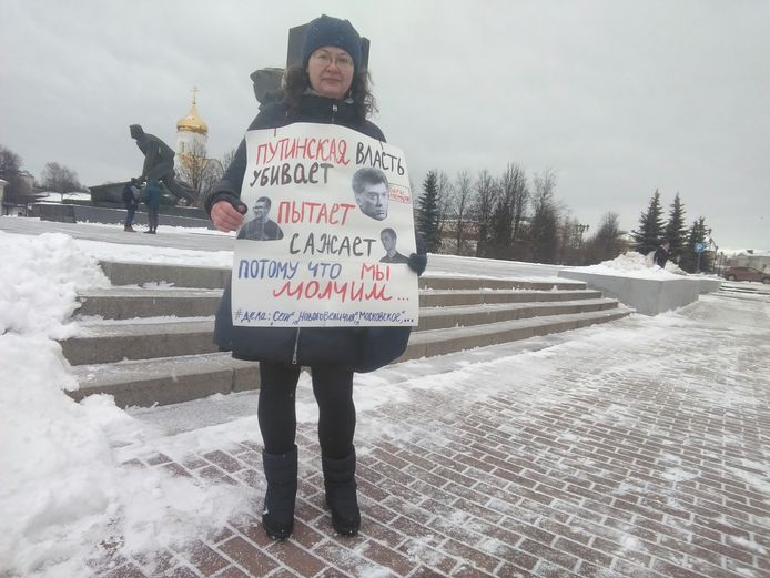 Olga Nazarenko tijdens één van haar protesten.