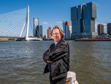 Een standbeeld van Feyenoordtrainer Arne Slot? ‘Als we kampioen worden, zou dat best weleens kunnen’