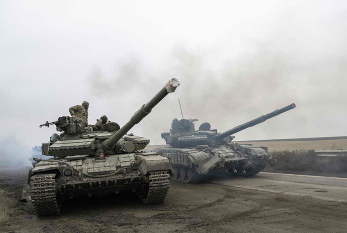 Oekraïense tanks in de regio van Cherson.