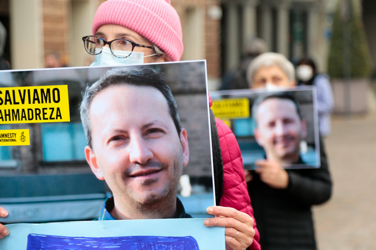 Een betoging voor de vrijlating van Djalali in Italië, waar hij ook professor was. Beeld Photo News