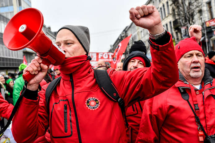 Quelque 10 000 Militants Attendus A La Manifestation Nationale De