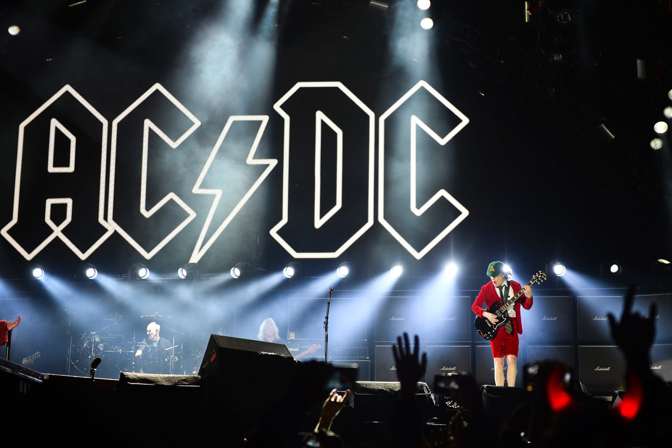 'Mentor' van AC/DC George Young overleden | Foto | hln.be