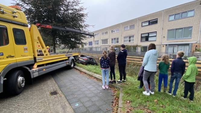 Jochie bedenkt zich geen moment als hij buurman water in ziet rijden: ‘Écht een heldendaad verricht’