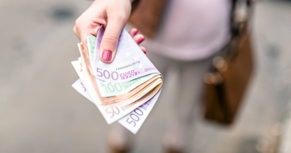 'È ora di battere il pugno sul tavolo': il consiglio dell'esperto per ottenere un aumento di stipendio nel 2024 |  Belgio