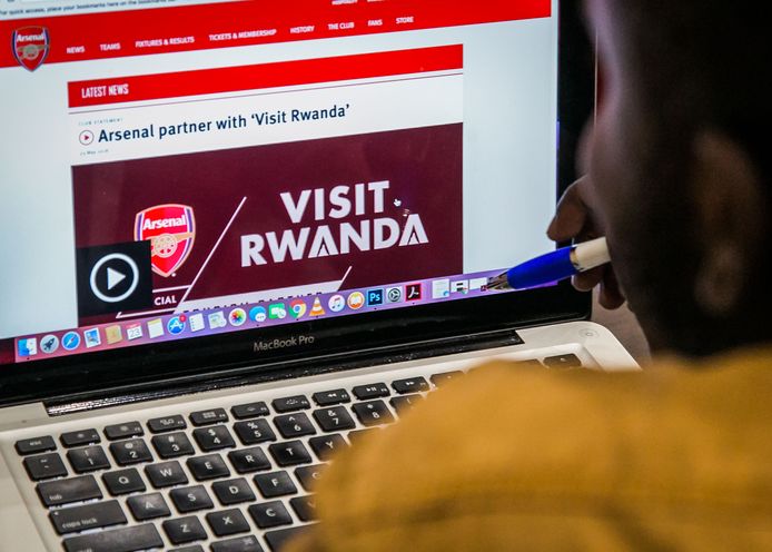 'Visit Rwanda' komt er komend seizoen op de mouw van het Arsenal-shirt te staan