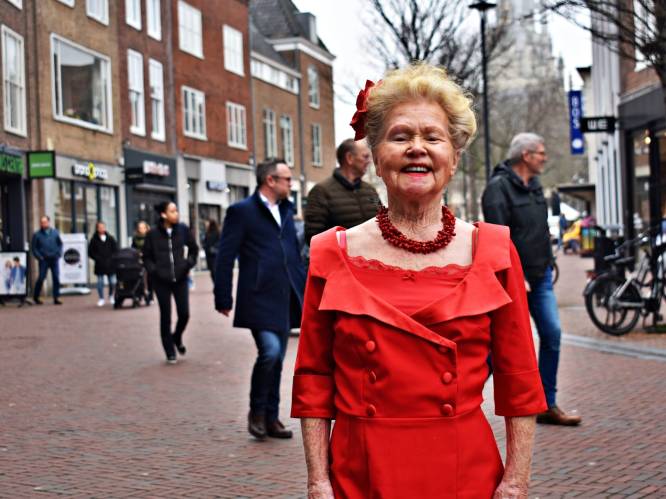 Roosje (90) danst door het leven: 'Het is een cadeautje dat ik hier mag leven als een dame'