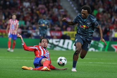 LIVE ATLÉTICO-LEIPZIG. Vermeeren is taken off after an hour, home team looks for second goal