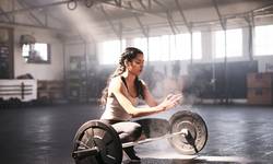Afstand houden en gewichten ontsmetten: zo kan je toch veilig naar de fitness
