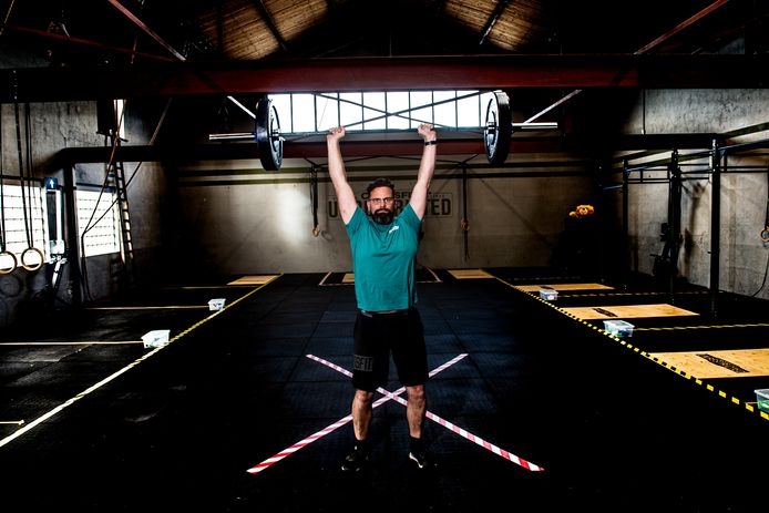 Remko de Vos is klaar voor een herstart met zijn Crossfit Unrestricted in Apeldoorn-Zuid.