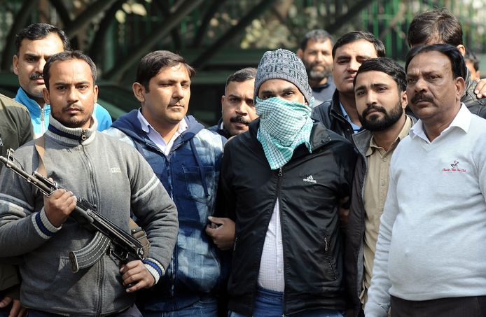 Abdul Subhan Qureshi, die bekendstaat als de 'Bin Laden van India', werd opgepakt na een kort vuurgevecht met de politie.