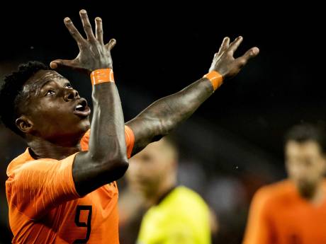 Opgeleefd Oranje dankzij Promes naast Slowakije