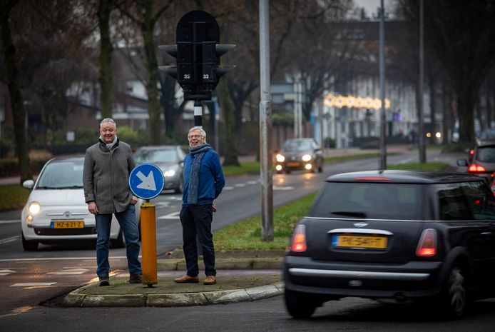 Joep Roijers (links) en Jac Geominy, initiatiefnemers van het eerste Veldhovense burgerinitiatief.