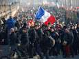 Franse ministerraad keurt omstreden pensioenhervorming goed, betogers komen opnieuw op straat