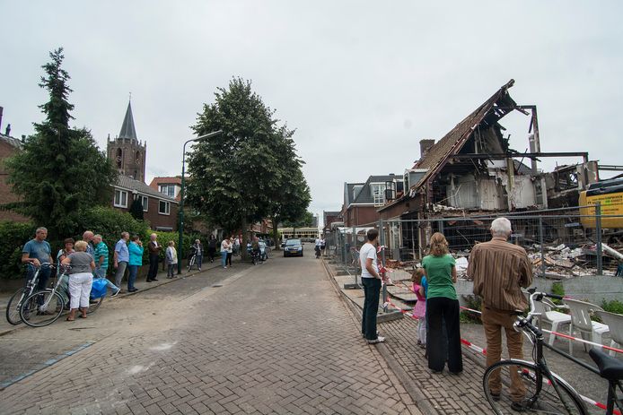 Een kachelbrand in een nagelstudio had in de zomer van 2015 grote gevolgen in het Oude Dorp van Houten.