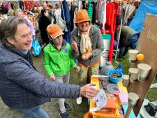 Zo viert West-Brabant Koningsdag: op koopjesjacht en vlaggenparade bij de KMA