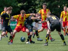Uitblinkende Verberne heeft eerste prijs al binnen: ‘Bij een hattrick kreeg ik twee flessen Nozem’