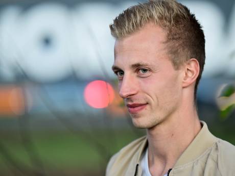 Niels te Pas snelt in FBK Dubbele Mijl Hengelo naar de zege