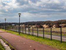 Bodemonderzoek op Vliegbasis Eindhoven voor nieuwe parachutistenschool: oorlogsmunitie gevonden