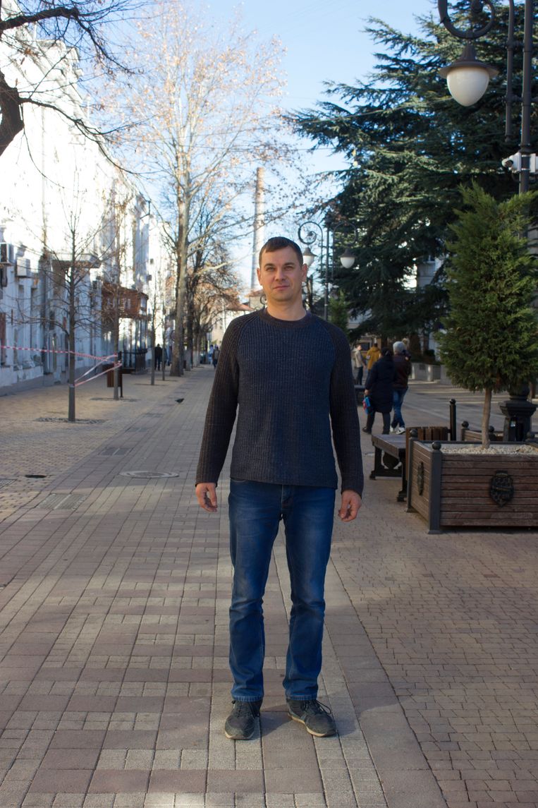 Grigori Nazarov, persvoorlichter van de VAD, de hoofdaannemer van de Tavrida-snelweg: ‘De inwoners van de Krim spaarden vroeger voor een fiets, nu spaart iedereen voor een auto.’
 Beeld Jarron Kamphorst