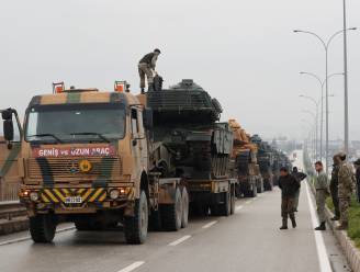 Turkije versterkt troepenmacht aan de Syrische grens