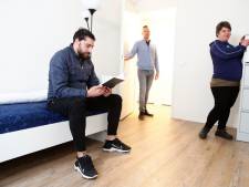Hardinxveldse arbeidsmigranten hebben bij Neptune eindelijk hun eigen appartement: ‘I like my new place’