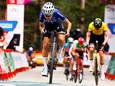 Yara Kastelijn kaapte vorige week in de Vuelta in de bergen een tweede en een derde plaats weg.