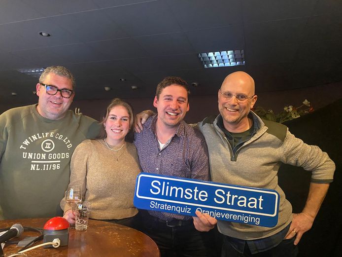 HUMMELO Team De Zuylenkamp 1 bleek de sterkste in de StratenQuiz van de Oranjevereniging Hummelo en Oranje, merkte inzender Henri Heijting op.