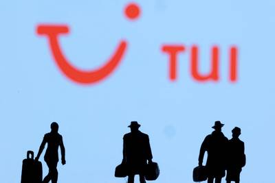 Russische TUI-grootaandeelhouder geeft stemrecht aan zijn vrouw om sancties te omzeilen