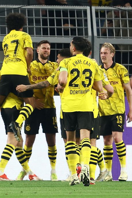 Dortmund dompte le PSG et prend une petite option sur la finale 