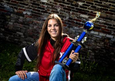 Aniek de Vries (16) wereldkampioen hiphop: 'Jury is meestal meer gecharmeerd van jongens’