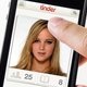 Geen job? Geen match op Tinder: 'Verpleegkundigen swipe ik naar links. Dat zijn altijd veel te lieve trutjes'