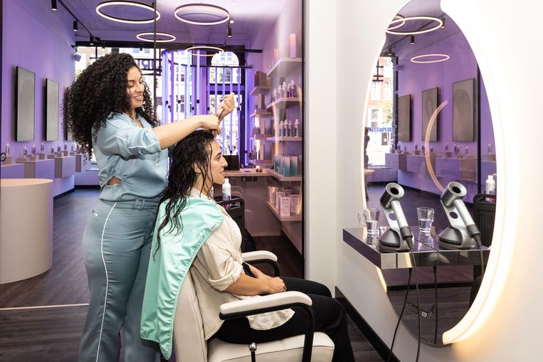 Bij Curly Hair Spa vertroetelen ze je krullen: 'Het is echt maatwerk'
