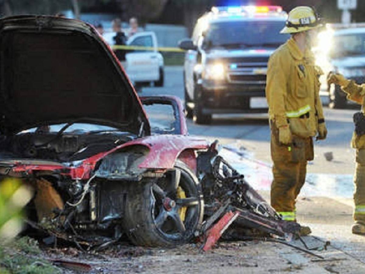 Porsche aangeklaagd voor dodelijke crash Paul Walker | Auto | AD.nl