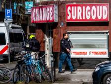 Politie valt binnen bij Suri-Change: ‘Cokemiljoenen via geldpandjes witgewassen’