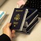Amerikaanse zedendelinquenten krijgen stempel in paspoort