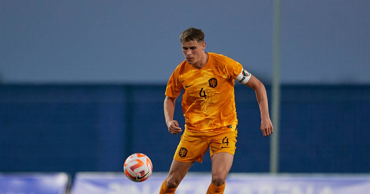 Der junge Orange-Verteidiger Micky van de Ven fährt hart auf dem Weg zu Tottenham Hotspur |  Sport