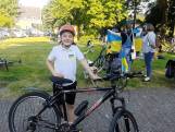 Vladyk (8) en Ivan (10) racen mee met de Dikke Bandenrace